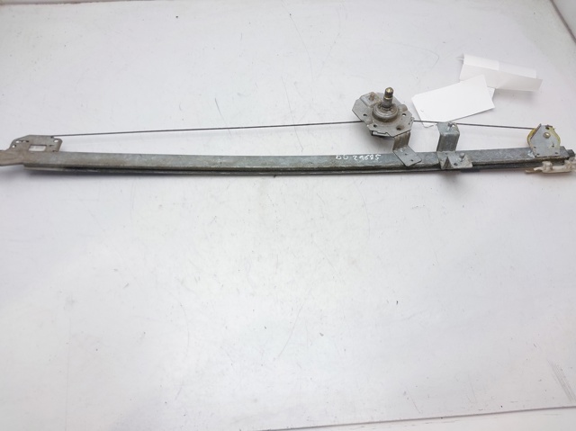 Mechanizm podnoszenia szyby drzwi przednich prawych 9222F1 PEUGEOT
