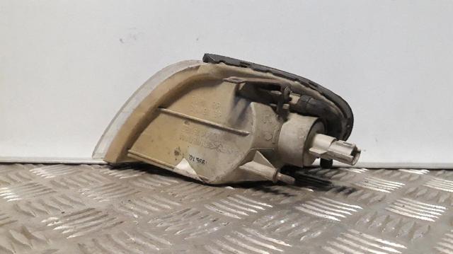 Kierunkowskaz prawy Hyundai Lantra 2