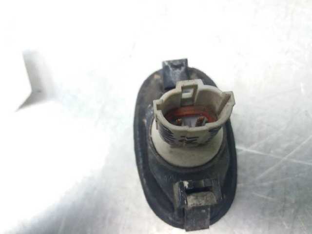 Powtarzacz kierunkowskazu na błotniku Hyundai H-1 STAREX A1