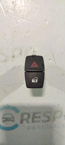 Przycisk włączania światła awaryjnego 9231786 BMW