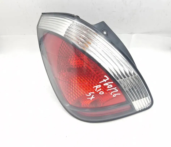 Lampa zespolona tylna lewa 924011G210 HYUNDAI