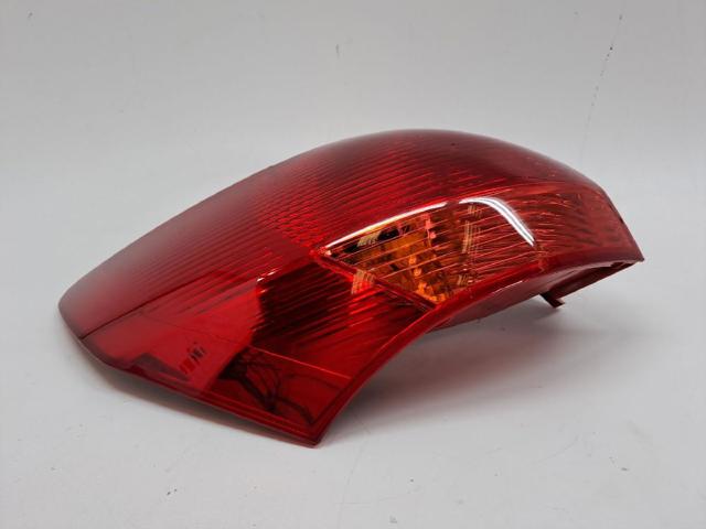 Lampa zespolona tylna lewa zewnętrzna 924011P000 Hyundai/Kia