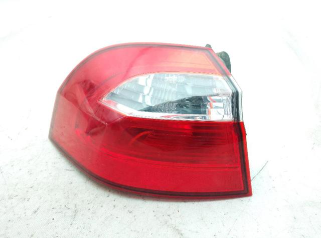 Lampa zespolona tylna lewa zewnętrzna 924011W2 HYUNDAI