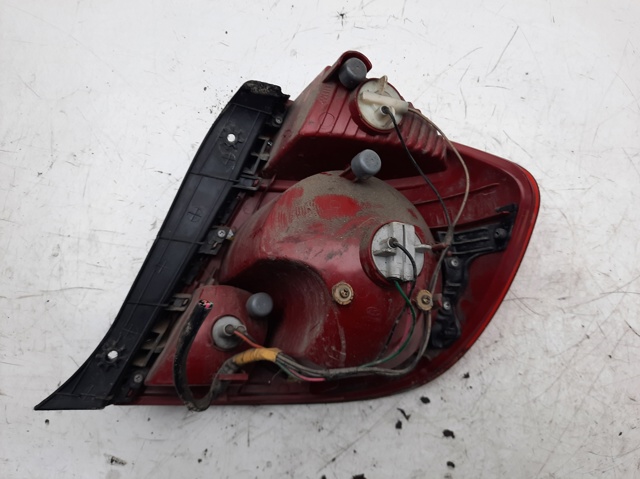 Lampa zespolona tylna lewa 92401257 HYUNDAI