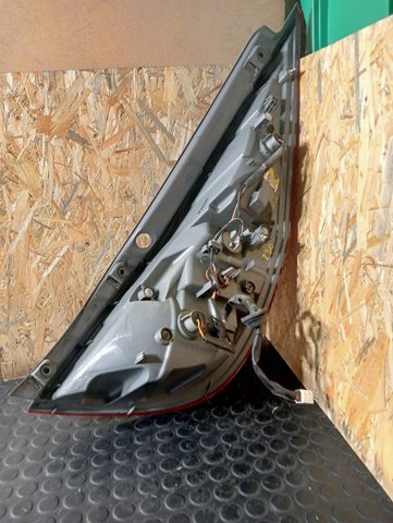 Lampa zespolona tylna lewa 924012L0 HYUNDAI