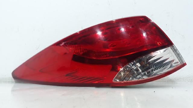 Lampa zespolona tylna lewa zewnętrzna 924012Y0 HYUNDAI