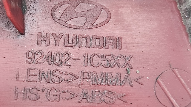Lampa zespolona tylna prawa 924021C5XX HYUNDAI