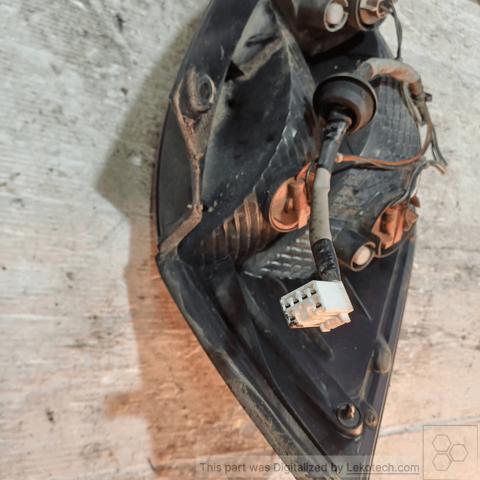 Lampa zespolona tylna prawa KIA Rio 2 JB