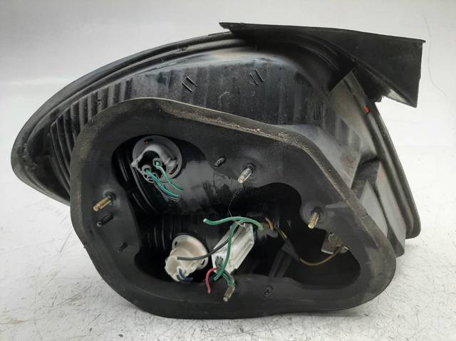 Lampa zespolona tylna prawa 92402275 HYUNDAI