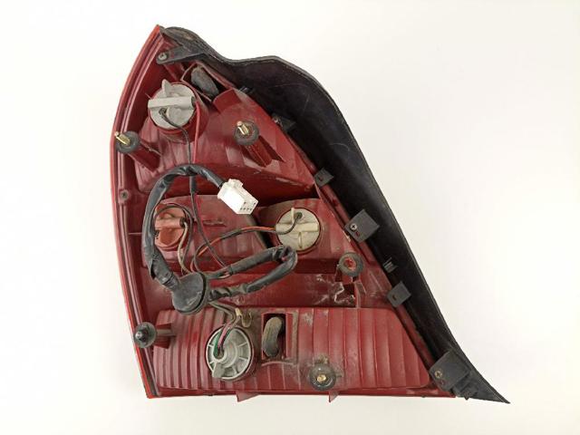 Lampa zespolona tylna prawa Hyundai Elantra 3 XD