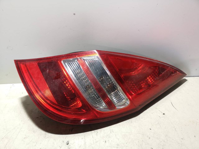 Lampa zespolona tylna prawa 924022L0 HYUNDAI