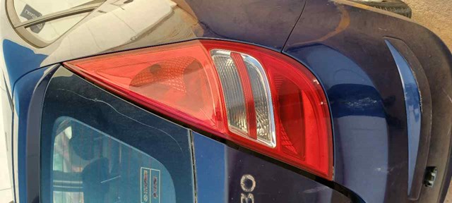 Lampa zespolona tylna prawa 924022L0 HYUNDAI
