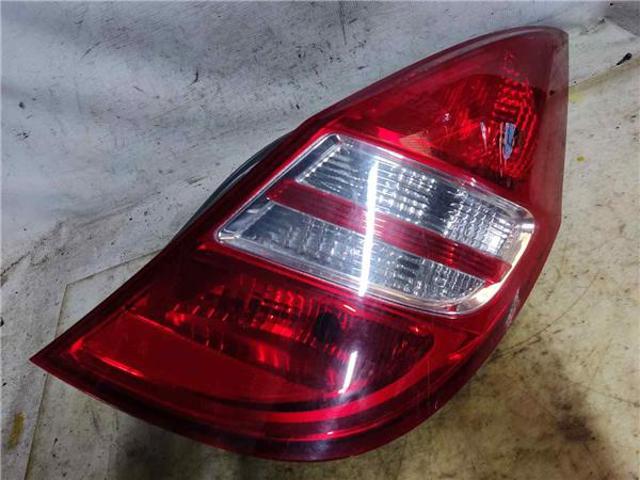 Lampa zespolona tylna prawa górna 924022R0 HYUNDAI