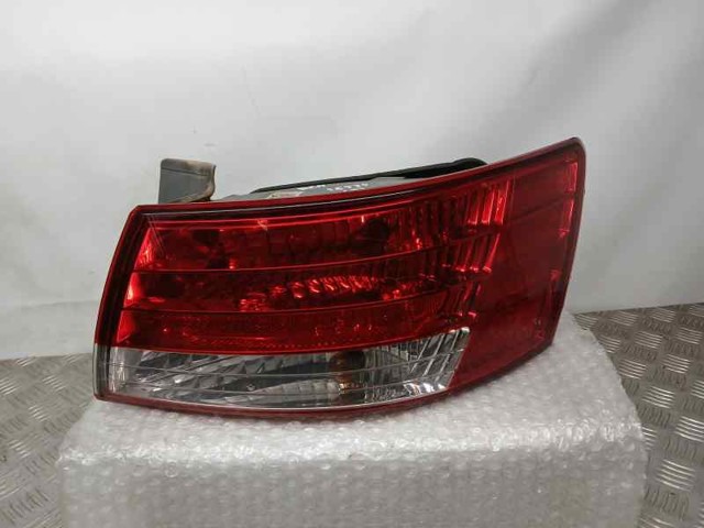 Lampa zespolona tylna prawa zewnętrzna 924023K0 HYUNDAI