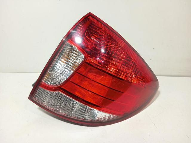 Lampa zespolona tylna prawa 92402FD070 HYUNDAI