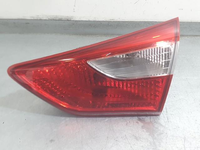 Lampa zespolona tylna prawa wewnętrzna 92404A50 HYUNDAI