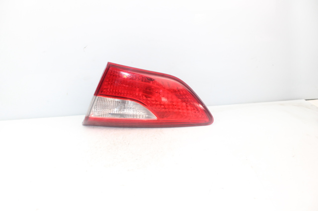 Lampa zespolona tylna prawa wewnętrzna 92404A50 HYUNDAI