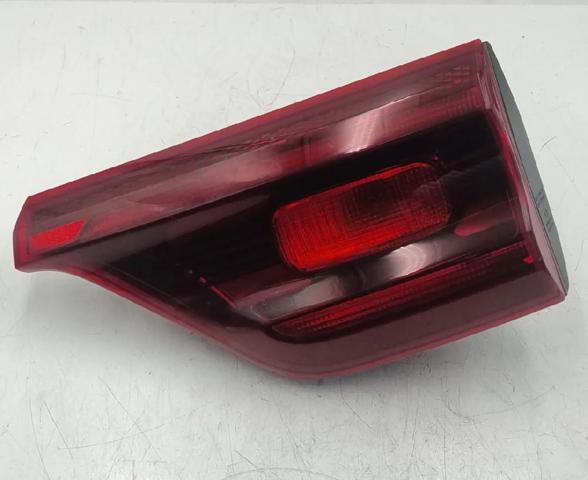 Lampa zespolona tylna prawa wewnętrzna 92406F1501 HYUNDAI