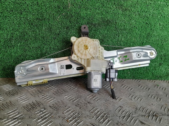 924132104 Ford