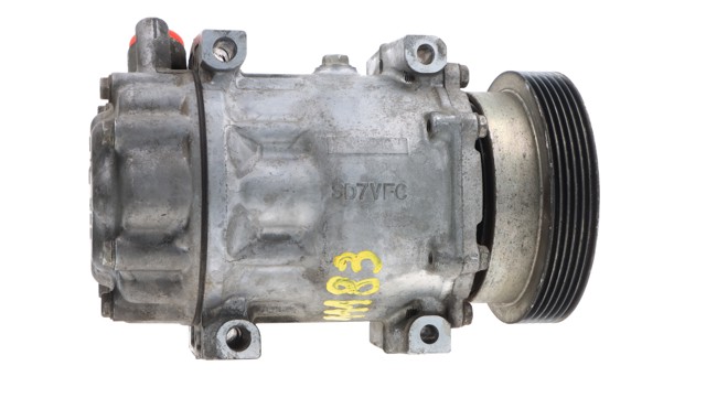 926000097R Renault (RVI)