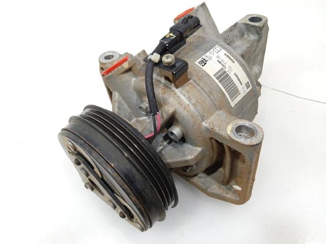 Sprężarka klimatyzacji 926000287R RENAULT
