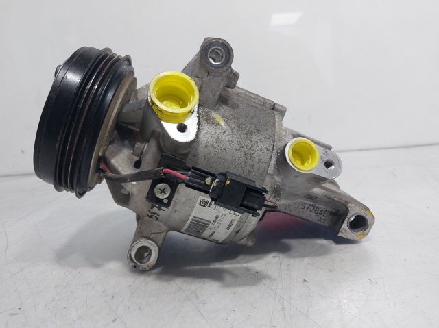 Sprężarka klimatyzacji 926000287R RENAULT