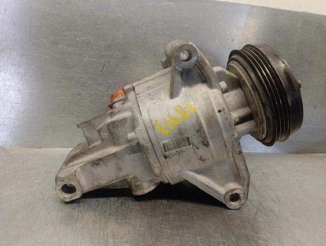Sprężarka klimatyzacji 926000287R RENAULT