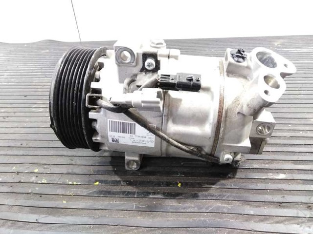 926000734R Renault (RVI)