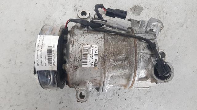 Sprężarka klimatyzacji 926001268R RENAULT