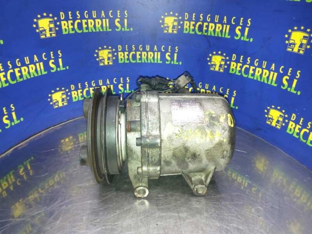 Sprężarka klimatyzacji 926002J603 NISSAN