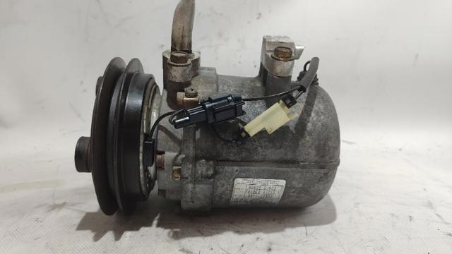 Sprężarka klimatyzacji 926002J603 NISSAN
