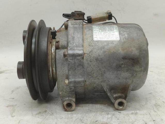 Sprężarka klimatyzacji 926002J603 NISSAN
