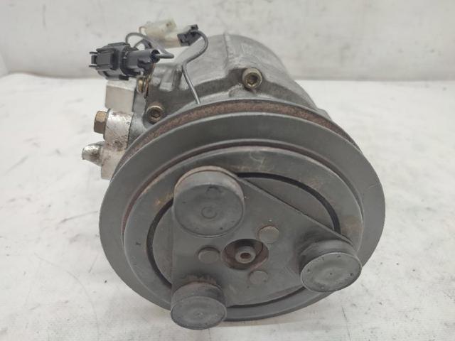 Sprężarka klimatyzacji 926002J603 NISSAN