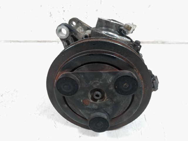 Sprężarka klimatyzacji 926002J603 NISSAN