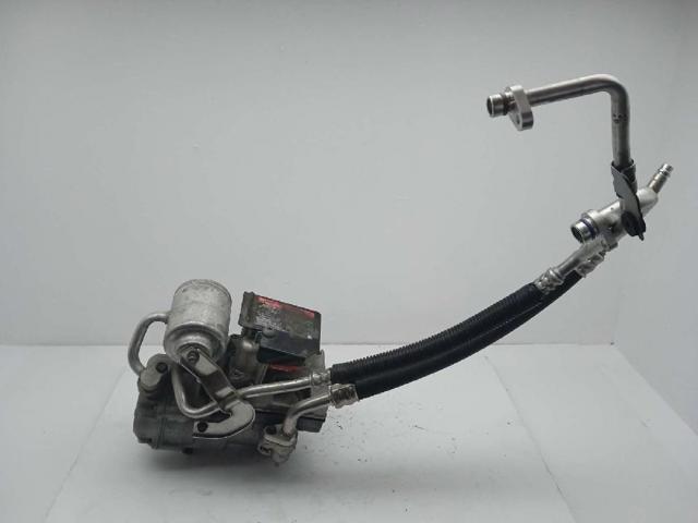 Sprężarka klimatyzacji 926003NF0A NISSAN