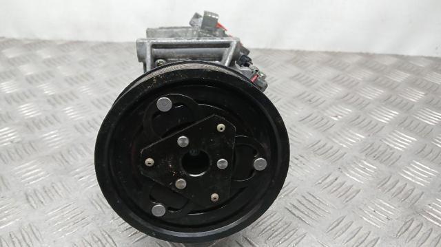 Sprężarka klimatyzacji 926003VC6B NISSAN