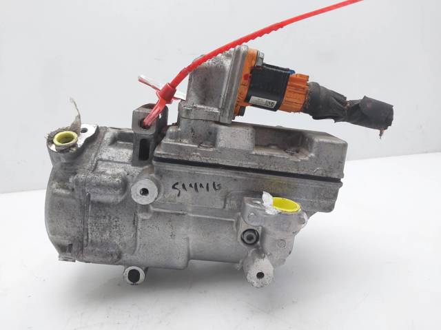 Sprężarka klimatyzacji 926004760R RENAULT