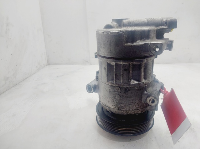 Sprężarka klimatyzacji 926004EA0A NISSAN