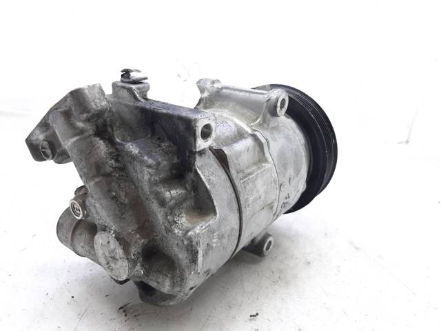 Sprężarka klimatyzacji 926004EA0A NISSAN