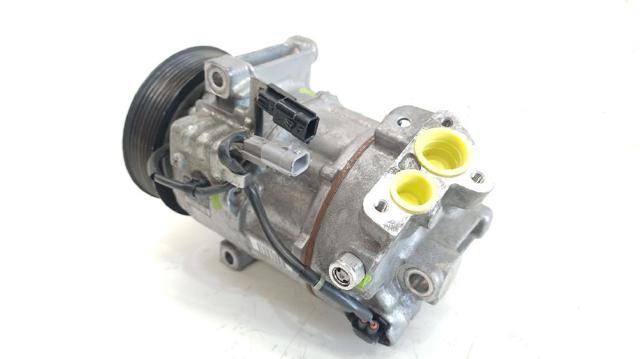 926004EB0A Renault (RVI)