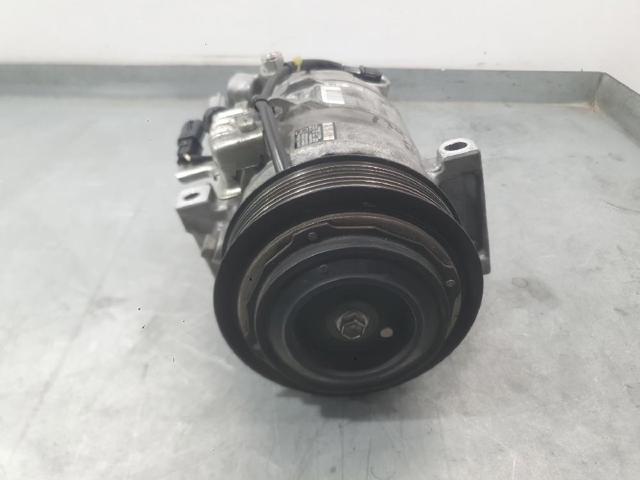 Sprężarka klimatyzacji 926004EB0A RENAULT