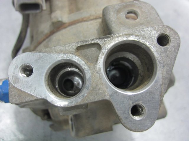 926004EB0A Renault (RVI)