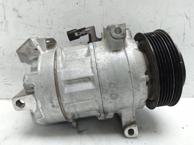 926004EB0A Renault (RVI)