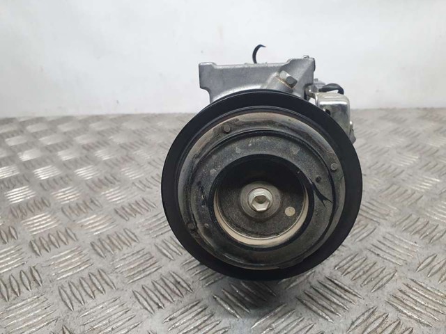 Sprężarka klimatyzacji 926004EB0A RENAULT