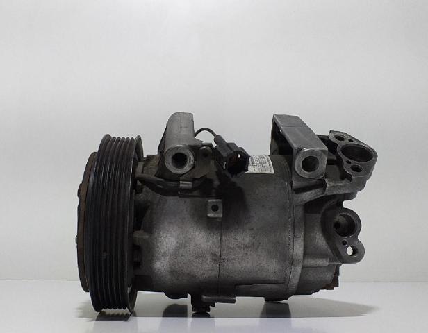Sprężarka klimatyzacji 926004M500 NISSAN
