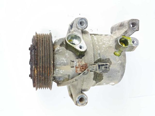 Sprężarka klimatyzacji 926005154R RENAULT