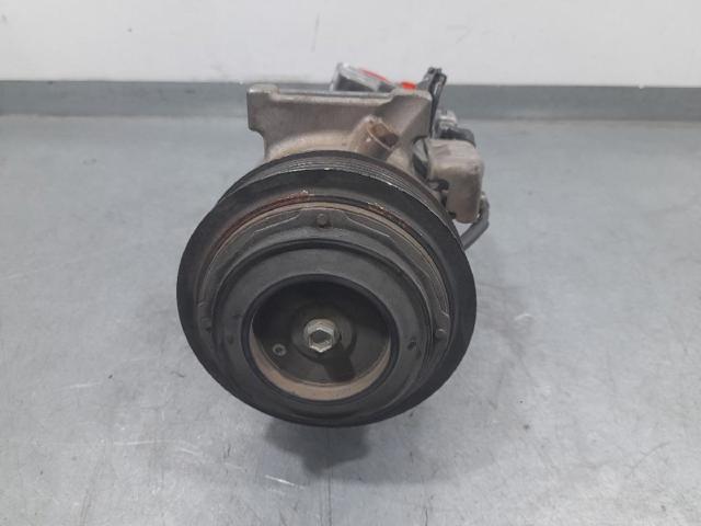 Sprężarka klimatyzacji 926006231R RENAULT