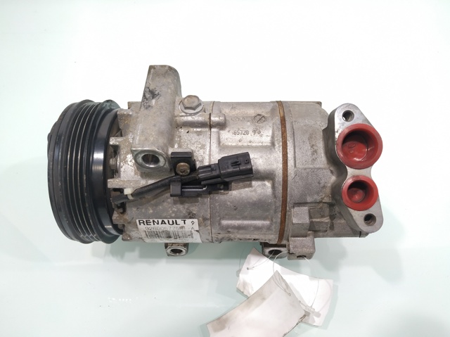 Sprężarka klimatyzacji 926006775R RENAULT