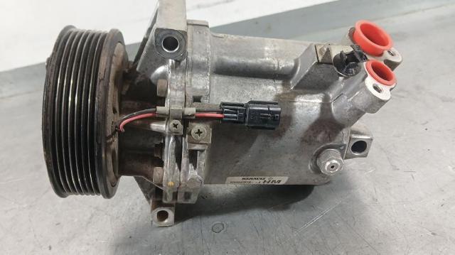 Sprężarka klimatyzacji 926008367R RENAULT