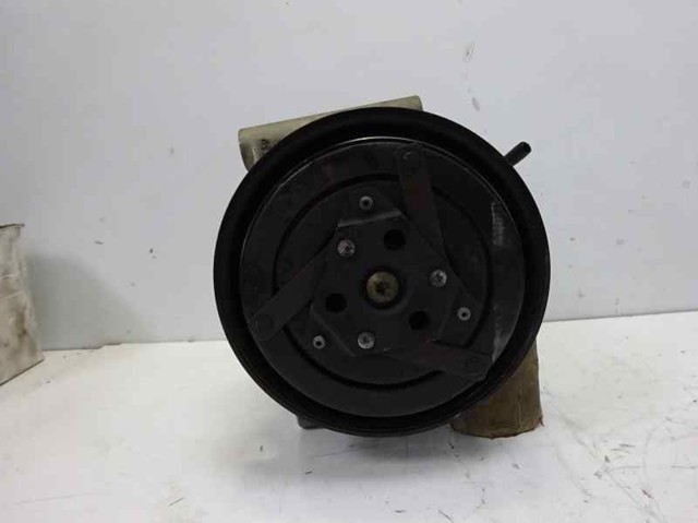 Sprężarka klimatyzacji 926009F500 NISSAN